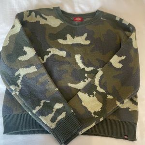 Dickies Camo sweater